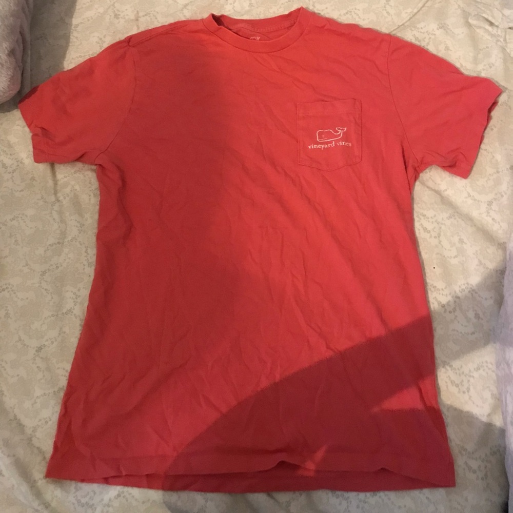 Vineyard Vines T-shirt